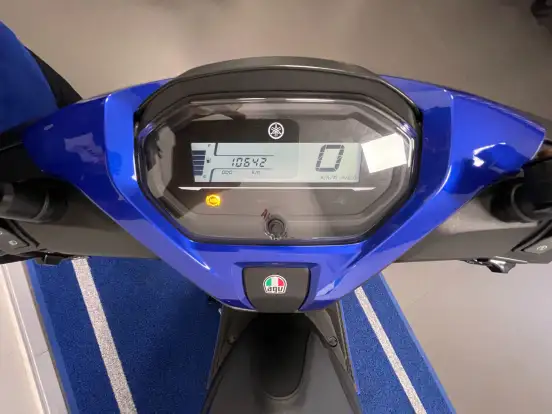 YAMAHA-FLUO 125 HYBRID CONNECTED ABS YAMAHA-FLUO 125 HYBRID CONNECTED ABS-2025