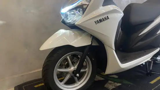 YAMAHA-FLUO 125 HYBRID CONNECTED ABS-2026