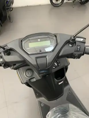 YAMAHA-FLUO 125 HYBRID CONNECTED ABS YAMAHA-FLUO 125 HYBRID CONNECTED ABS-2026