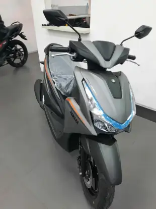 YAMAHA-FLUO 125 HYBRID CONNECTED ABS YAMAHA-FLUO 125 HYBRID CONNECTED ABS-2026
