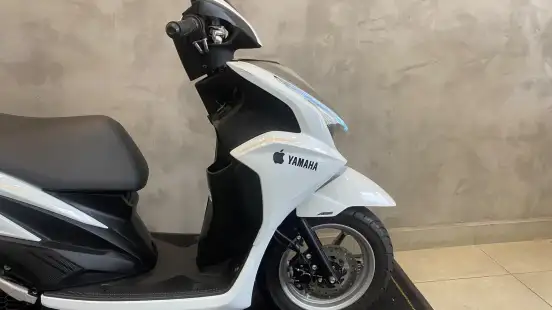 YAMAHA-FLUO 125 HYBRID CONNECTED ABS-2025
