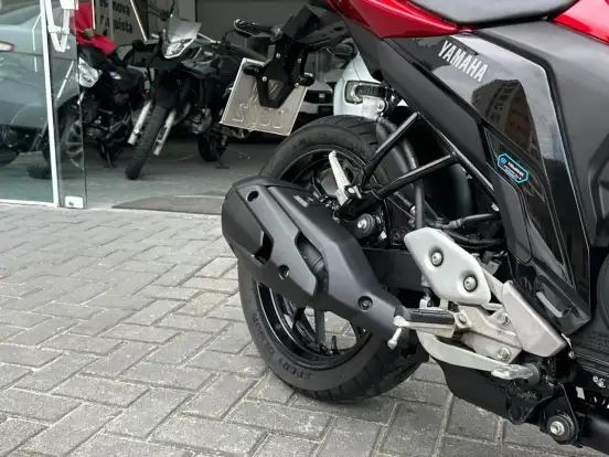 YAMAHA-FZ25 FAZER CONNECTED ABS YAMAHA-FZ25 FAZER CONNECTED ABS-2025