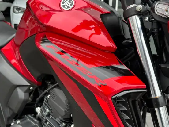 YAMAHA-FZ25 FAZER CONNECTED ABS YAMAHA-FZ25 FAZER CONNECTED ABS-2025