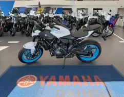 YAMAHA MT-07 CONNECTED ABS YAMAHA MT-07 CONNECTED ABS