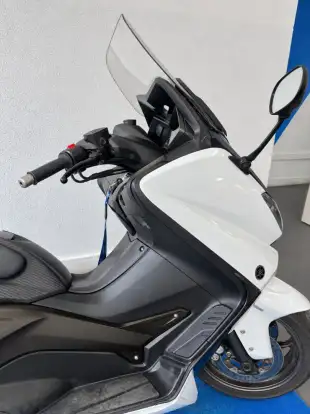 YAMAHA-TMAX-2014