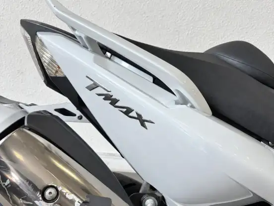 YAMAHA-TMAX YAMAHA-TMAX-2014