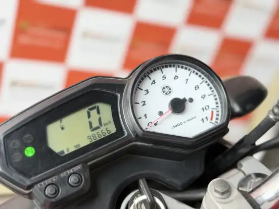YAMAHA-YS 250 FAZER YAMAHA-YS 250 FAZER-2014