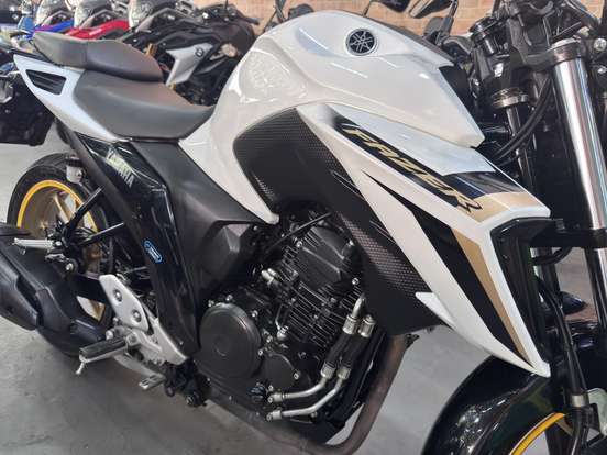 YAMAHA-FZ25 FAZER ABS-2025