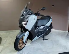 YAMAHA XMAX 300 CONNECTED ABS YAMAHA XMAX 300 CONNECTED ABS
