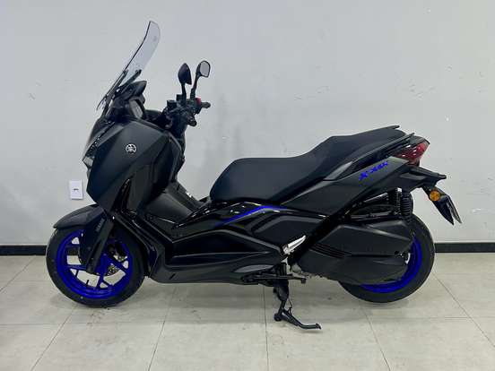 YAMAHA-XMAX 300 CONNECTED ABS-2025