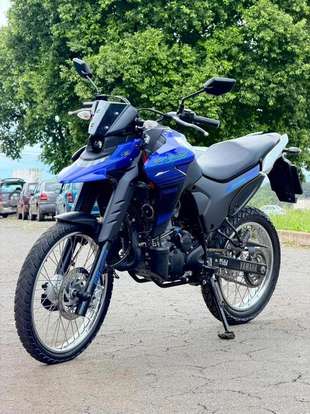 YAMAHA-XTZ 250 LANDER CONNECTED-2025
