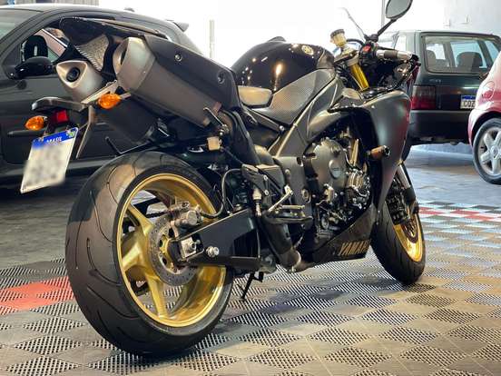 YAMAHA-YZF R1 YAMAHA-YZF R1-2010