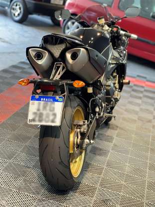 YAMAHA-YZF R1-2010