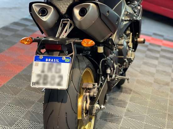 YAMAHA-YZF R1 YAMAHA-YZF R1-2010
