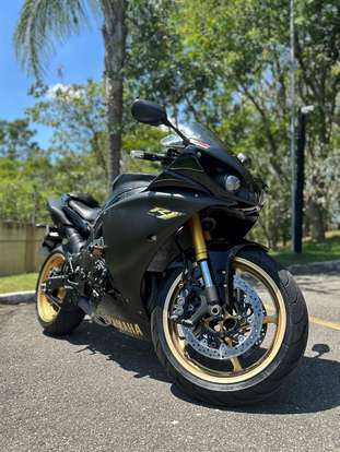 YAMAHA-YZF R1-2010
