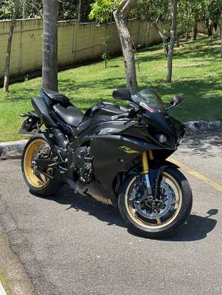 YAMAHA-YZF R1-2010