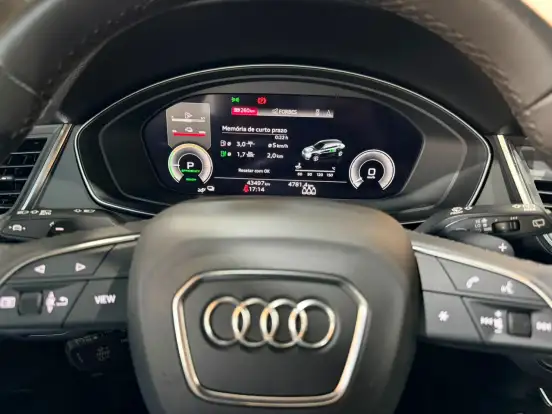 AUDI-Q5-2023