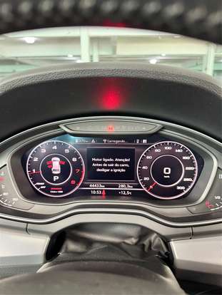 AUDI-Q5-2020