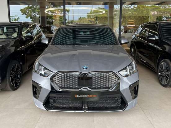 BMW-iX2-64,8 KW ELÉTRICO XDRIVE30 M SPORT BMW-iX2-2024