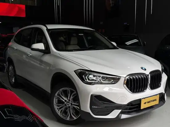 BMW-X1-2.0 16V TURBO ACTIVEFLEX SDRIVE20I 4P AUTOMÁTICO BMW-X1-2019