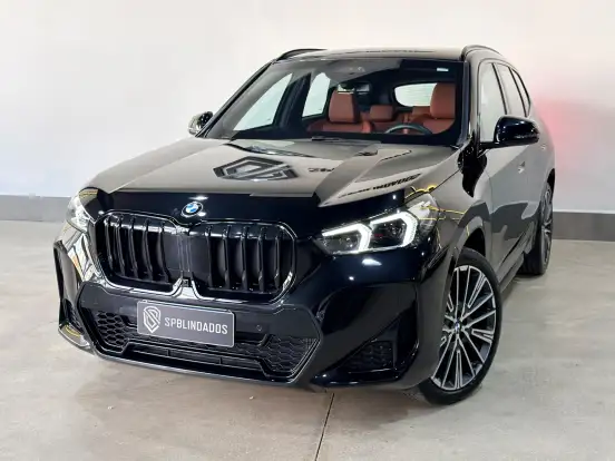 BMW-X1-2025