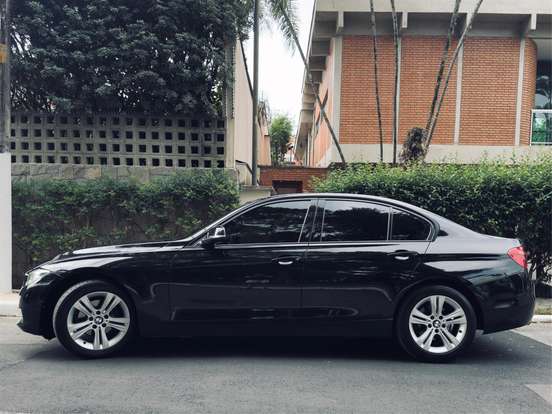 BMW-320i-2016