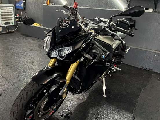 BMW-S 1000 R BMW-S 1000 R-2017