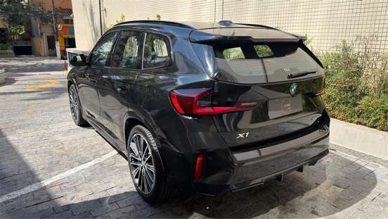 BMW-X1-2025