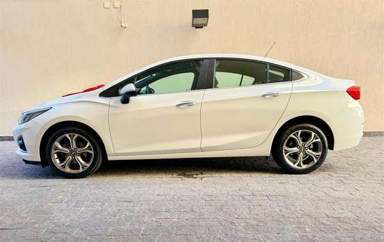 CHEVROLET-CRUZE-2019