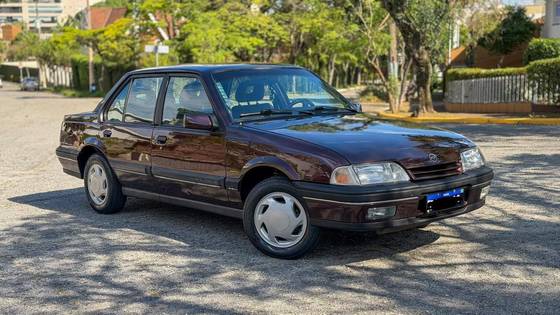 Chevrolet Monza 2.0 EFI Classic SE 8V Álcool 4P Manual