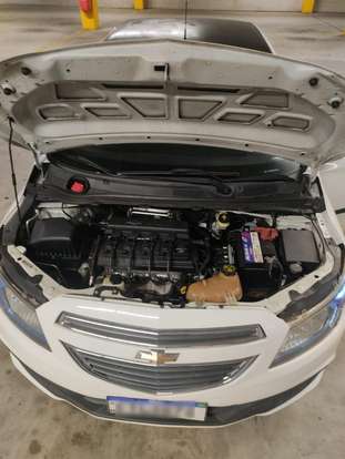 CHEVROLET-ONIX-2015