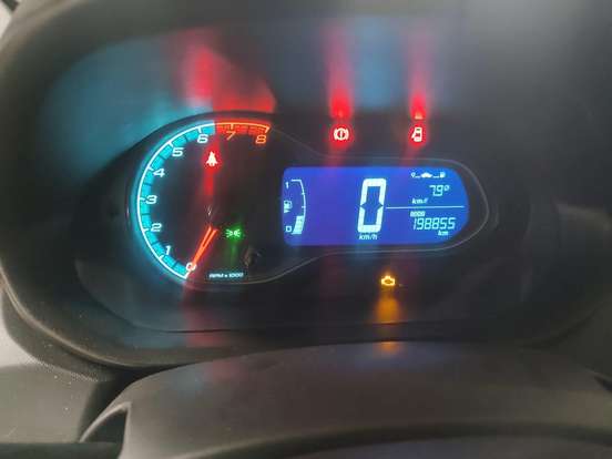 CHEVROLET-ONIX-2015