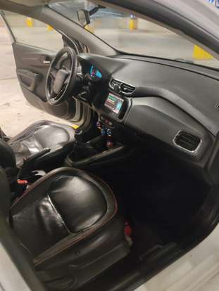 CHEVROLET-ONIX-2015