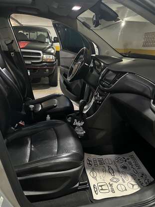 CHEVROLET-TRACKER-2017