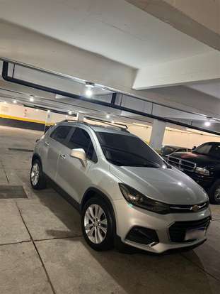 CHEVROLET-TRACKER-2017