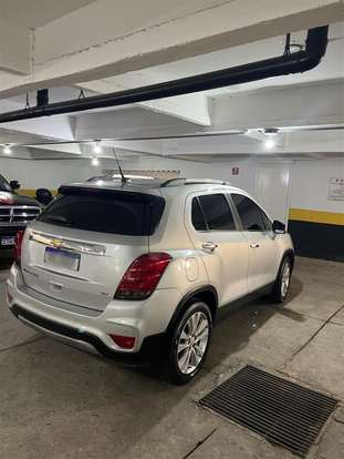 CHEVROLET-TRACKER-2017