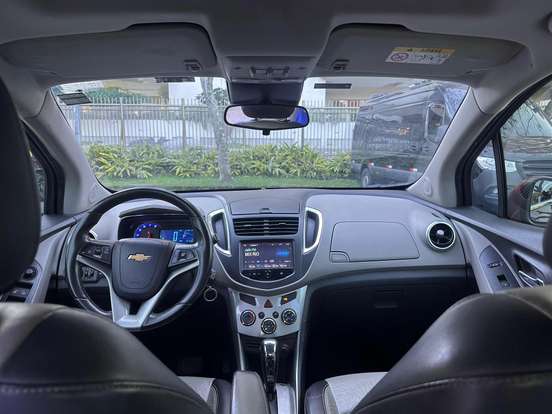 CHEVROLET-TRACKER-2014