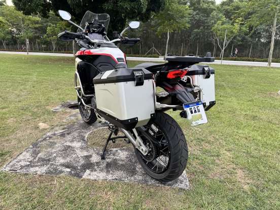 DUCATI-MULTISTRADA 1200 V4 RALLY ADVENTURE-2024