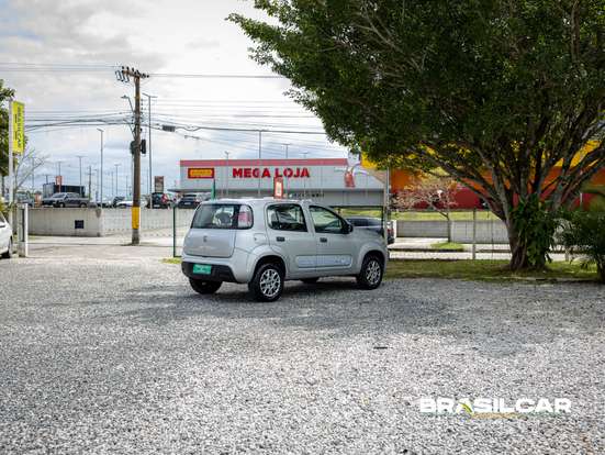 FIAT-UNO-2021