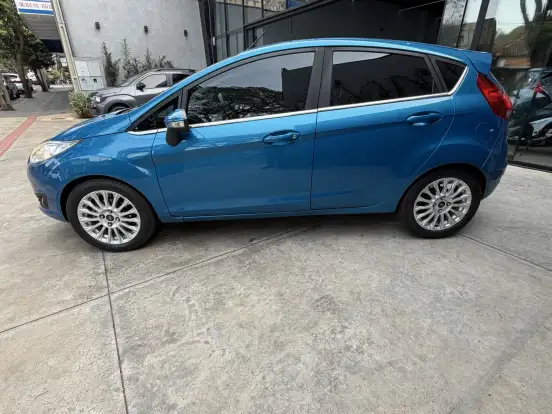 FORD-FIESTA-2013