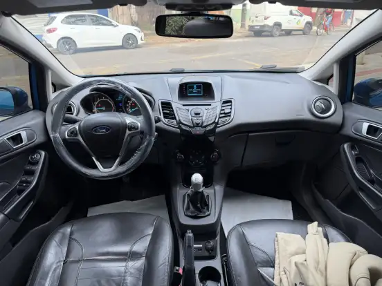 FORD-FIESTA-1.6 TITANIUM HATCH 16V FLEX 4P MANUAL FORD-FIESTA-2013