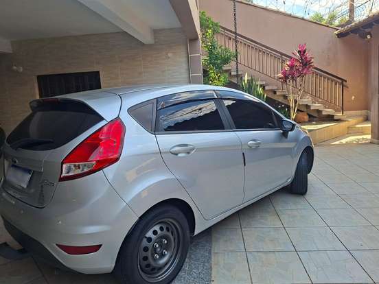 FORD-FIESTA-1.5 S HATCH 16V FLEX 4P MANUAL FORD-FIESTA-2015