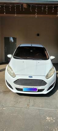 FORD FIESTA 1.6 SE HATCH 16V FLEX 4P POWERSHIFT