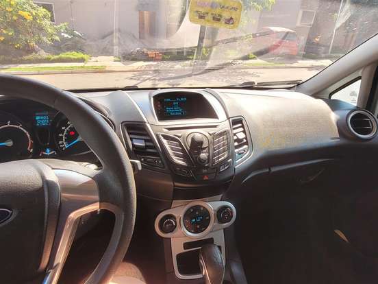 FORD-FIESTA-1.6 SE HATCH 16V FLEX 4P POWERSHIFT FORD-FIESTA-2014