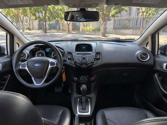 FORD-FIESTA-1.6 TITANIUM HATCH 16V FLEX 4P POWERSHIFT FORD-FIESTA-2013