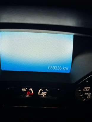 FORD-FOCUS-2015