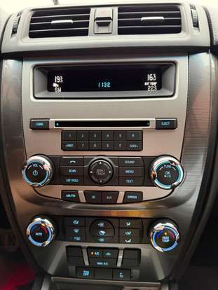 FORD-FUSION-2010