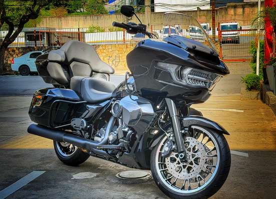HARLEY-DAVIDSON-ROAD GLIDE LIMITED-2026
