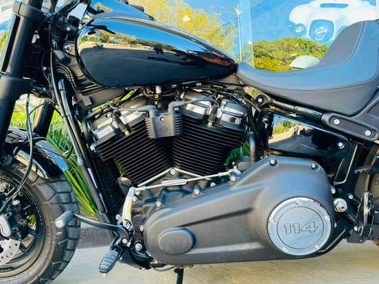 HARLEY-DAVIDSON-SOFTAIL FAT BOB 114-2021