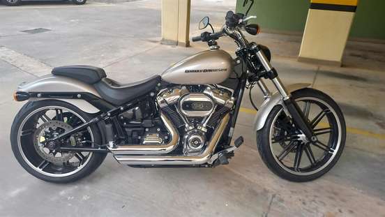 HARLEY-DAVIDSON-SOFTAIL BREAKOUT 114-2018
